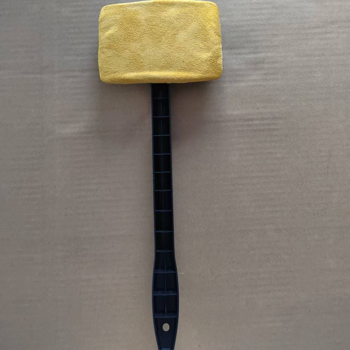 跨境供应汽车挡风玻璃除雾清洗珊瑚绒车刷