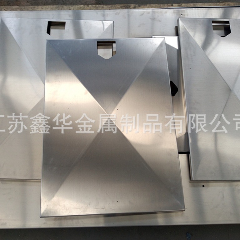 车辆大型商场铝合金防滑地板防护栏杆防护网加 工 厂家直销品质保