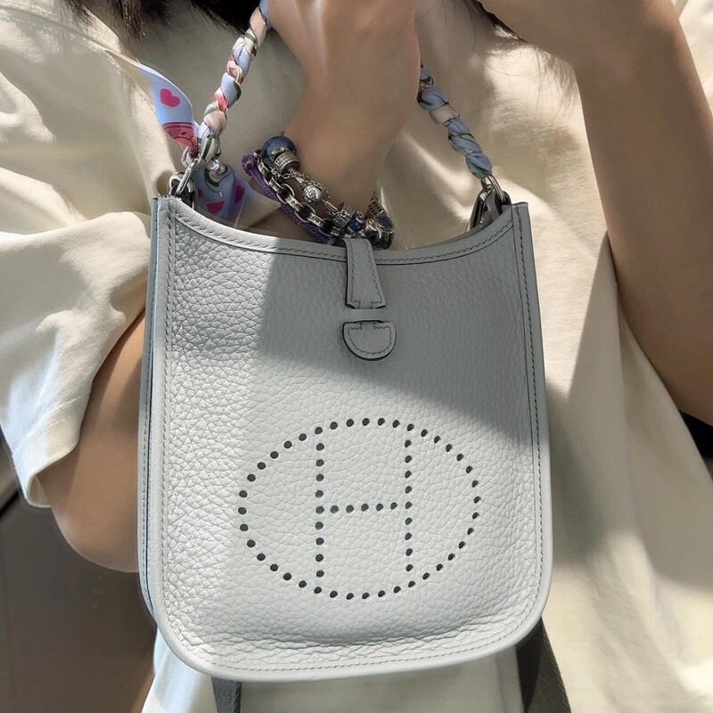 2025 Cross-Border New Mini First-Layer Cowhide Evelyn Bag Fashionable Casual One-Shoulder Cross-Body Cut Out Bucket Bag Trendy