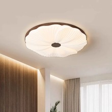 奶油风护眼吸顶灯主卧室灯浪漫原木法式现代简约圆形书房中山灯具