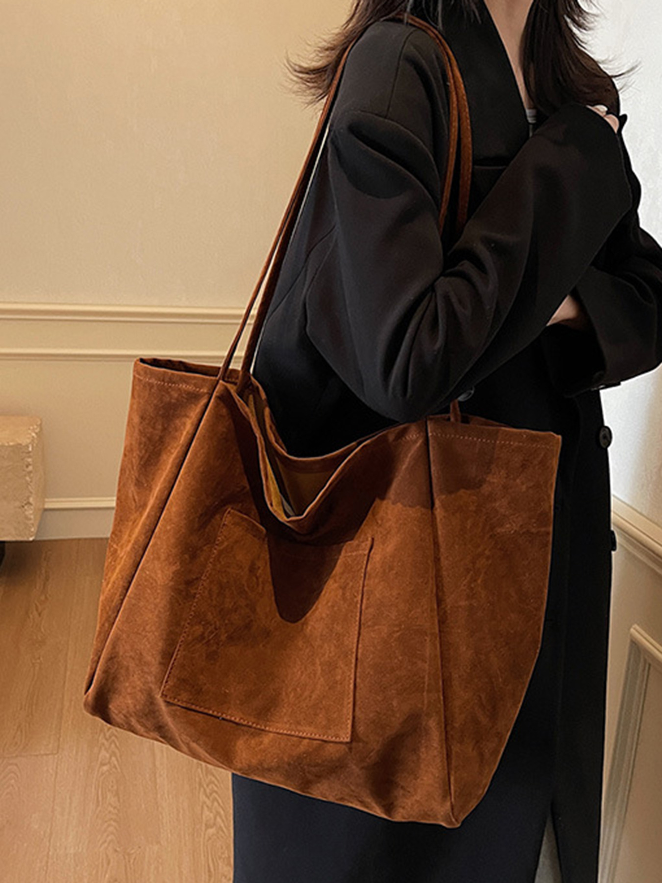 Autumn and Winter Large-Capacity Women's Shoulder Bag, Large Artistic Student Tote Bag, Versatile Handbag, Trendy Shopping Bag