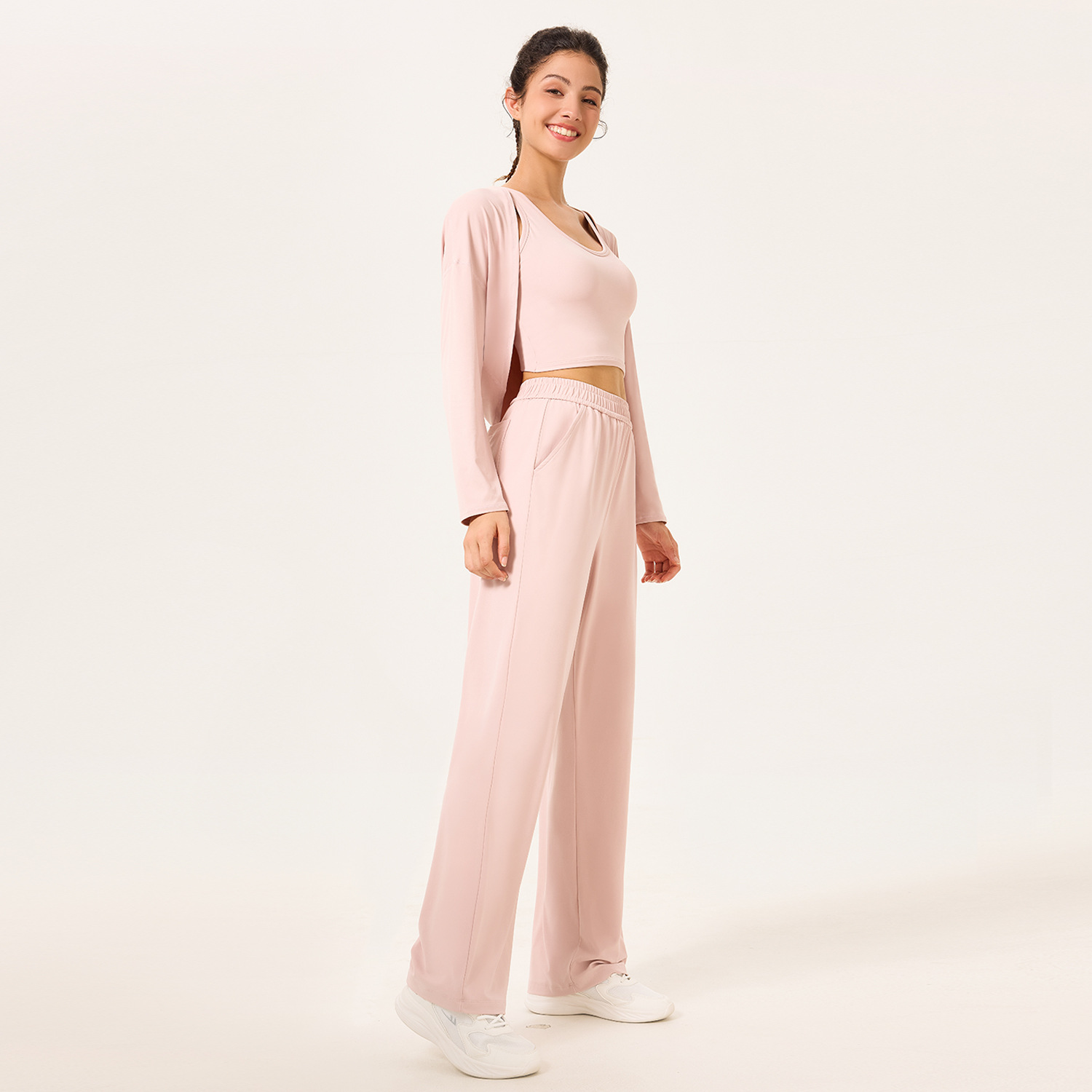 Trajes de yoga para mujeres 2025 nuevo juego de camisas deportivas de tres piezas camisas de adelgazamiento Pilates entrenamiento de fitness mangas largas