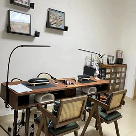 餐桌;布艺沙发;桌类、茶几