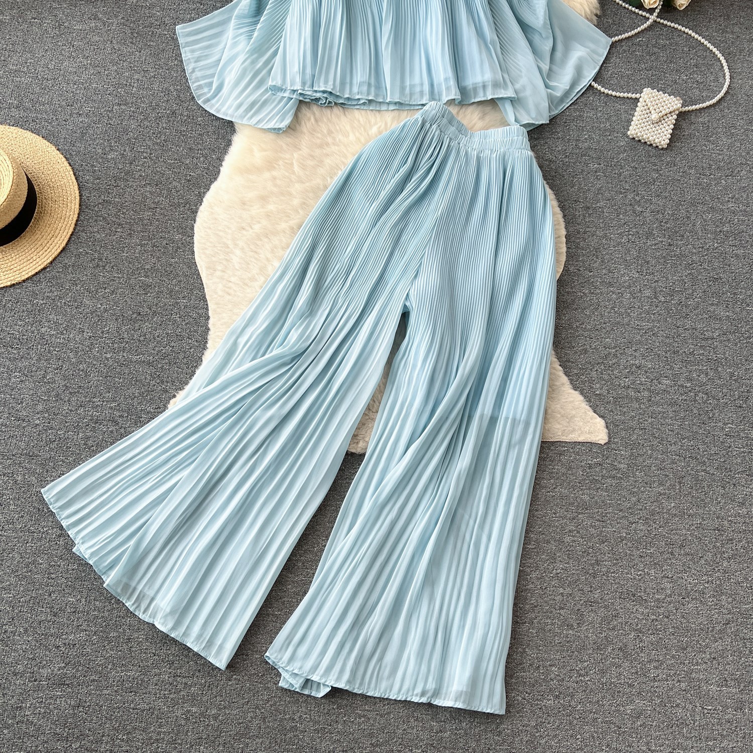 Retro Hepburn Style Women's Summer Loose Fitting T-Shirt High Waist Long Drape Sophisticated Elegant Short Pant Set_ecoleips.com