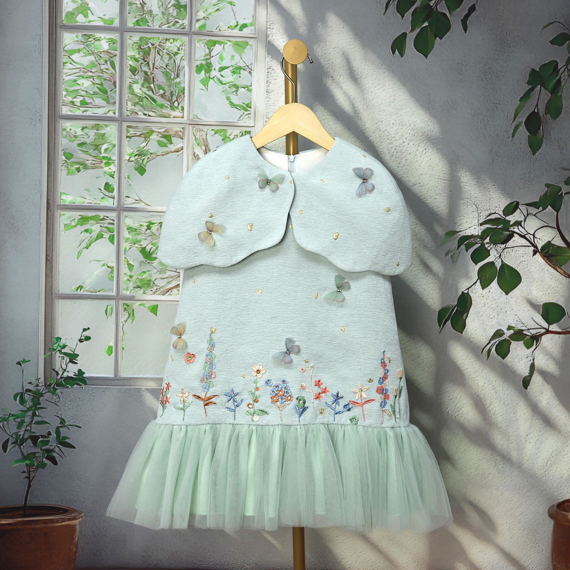 Tweed Style Dress, Autumn and Winter Style, Stereo Butterfly Flower Vest, Princess Dress, Kidsren's Doll Collar, Fashionable Cake