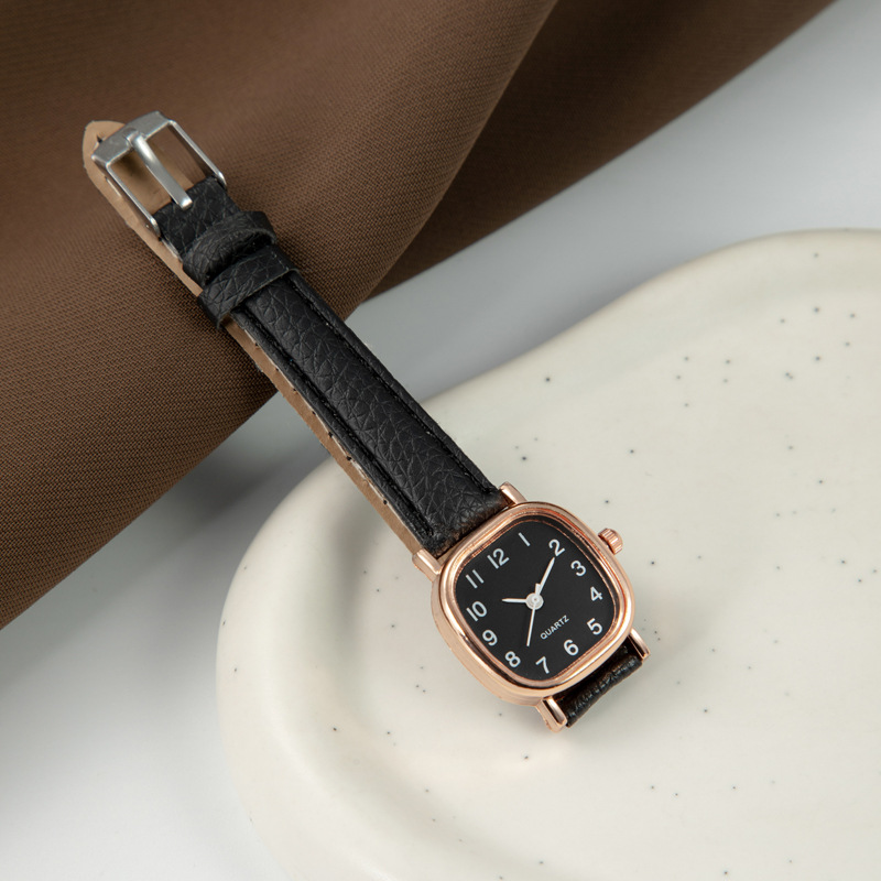 Cross-border Square Watches Manufacturer Simple Personality Retro Student Ladies Quartz Leather Strap Women's Watches Women's Wholesale
