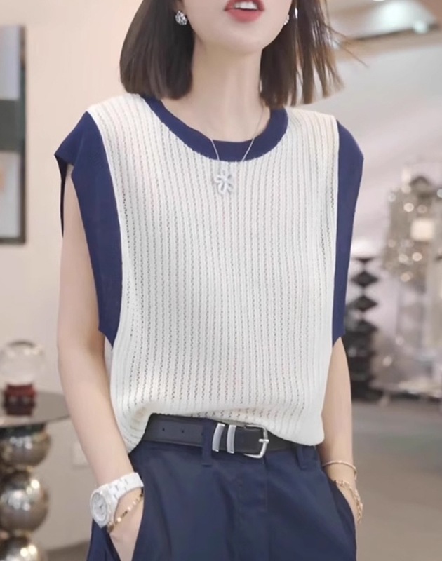 ファッショナブルなコントラストストライプチョッキベストトップ女性の夏の ootd 着用ルーズ年齢軽減ノースリーブニット Tシャツ|undefined