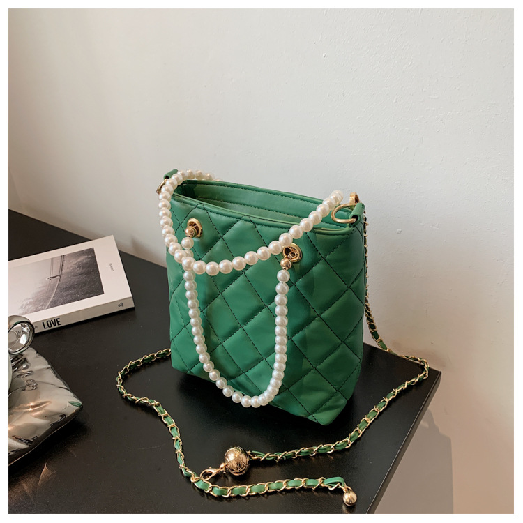 Fashion Embroidery Thread Rhombic Chain Shoulder Messenger Portable Bag Wholesale display picture 13