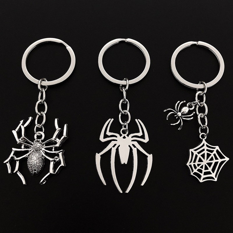 Spider Keychain Spider Web Creative Couple Backpack Buckle Bag Pendant School Bag Buckle Personalized Pendant Key Ring Trendy and Cool