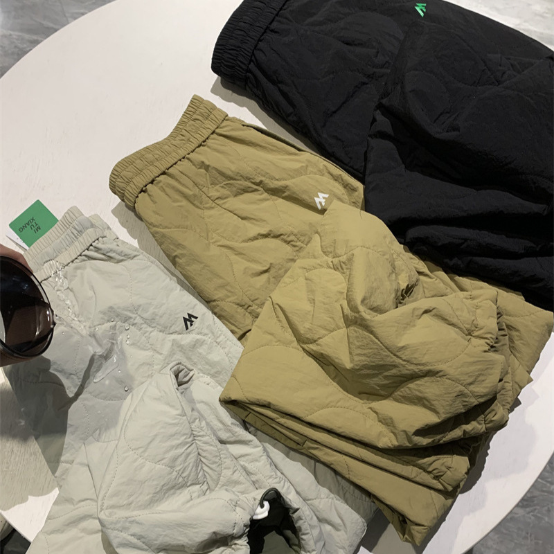399 offline! It's in style! Winter Quilted Thickened Windproof Outdoor Sports Cotton Warm Casual Pants for Men and Women 399 offline! It's in style! Winter Quilted Thickened Windproof Outdoor Sports Cotton Warm Casual Pants for Men and Women