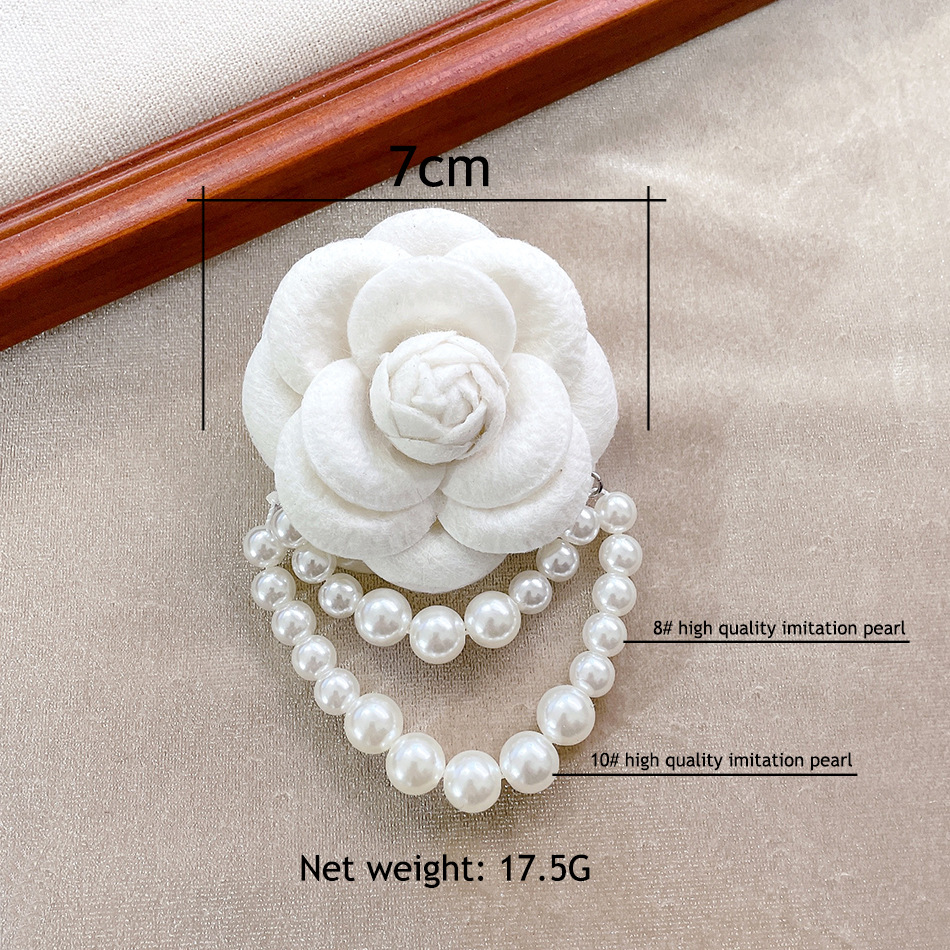 Fashion Flower Cloth Beaded Women's Brooches display picture 2