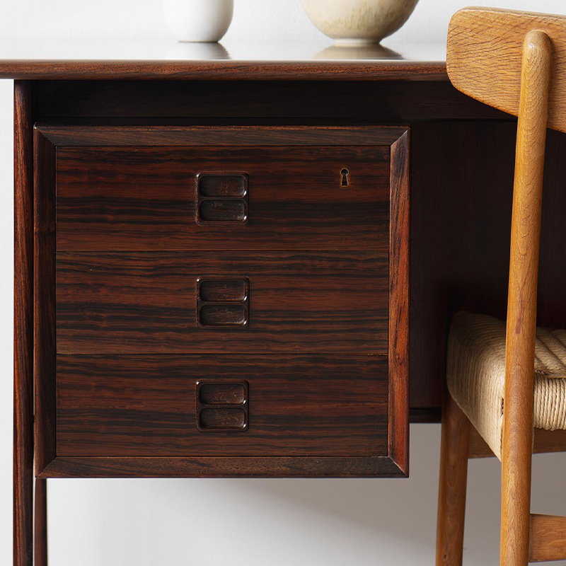 Retro Wind Teak Desk Executive Desk Desk Desk Storage Can Be Customized Without Wall Retro Wind Teak Desk Executive Desk Desk Desk Storage Can Be Customized Without Wall