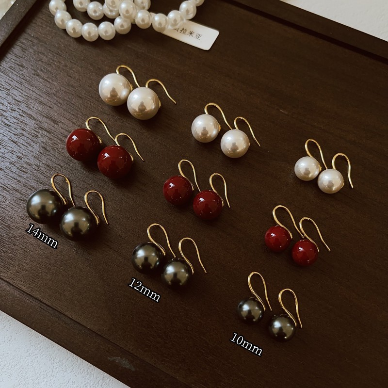 High-heeled earrings for women, trendy, light luxury, high-end design, simple earrings, stylish and versatile, pearl earrings.