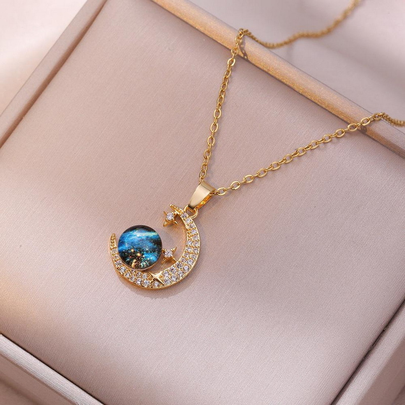 Wholesale Jewelry Simple Style Shiny Round Star Moon Alloy Rhinestones Plating Inlay Pendant Necklace display picture 1