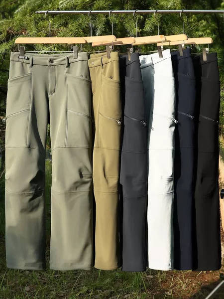 Winter Warmth! 3D Cut Autumn and Winter Fleece-Lined Multi-Pocket Outdoor Windproof and Cold-Resistant Softshell Pants for Couples