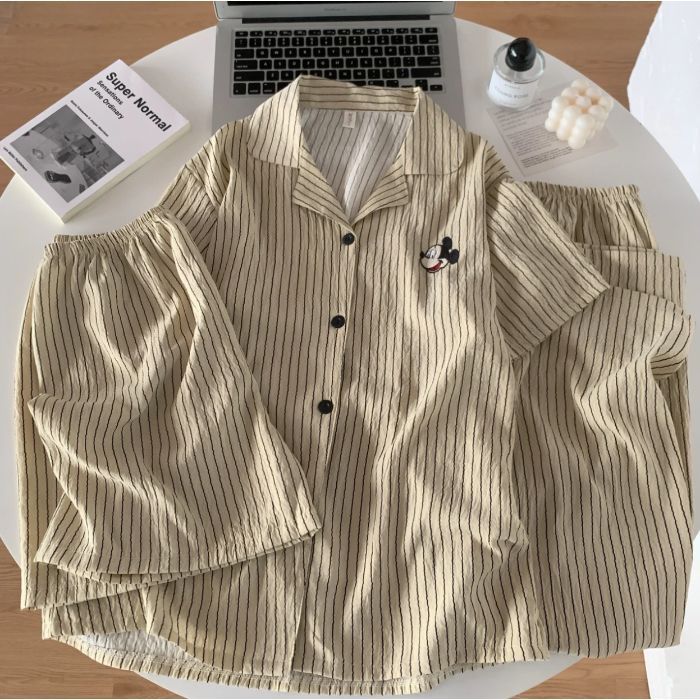Pantalones cortos de tres piezas pantalones de manga corta verano nuevo estilo caliente dibujos animados casual lindo estilo cardigan pijamas mujeres nubes algodón