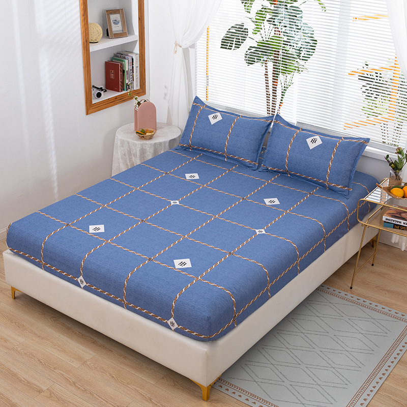 Sombrilla de cama impresa en color puro Juego de cama doble de una pieza Funda protectora de sábana cepillada Juego de cama de tres piezas
