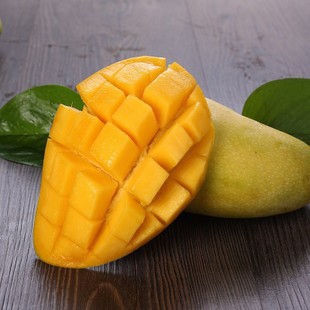 Jade Mountain Sweetheart Vietnam Peel Sweetheart Mango Fresh fruit A generation of fat