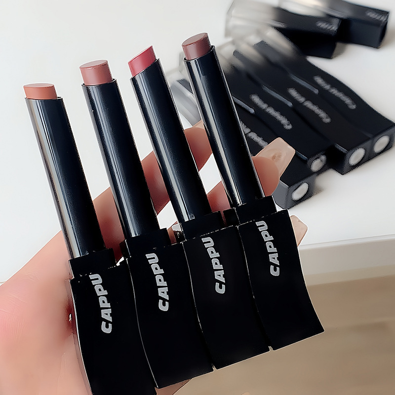 Elegant Solid Color Plastic Lipstick display picture 1