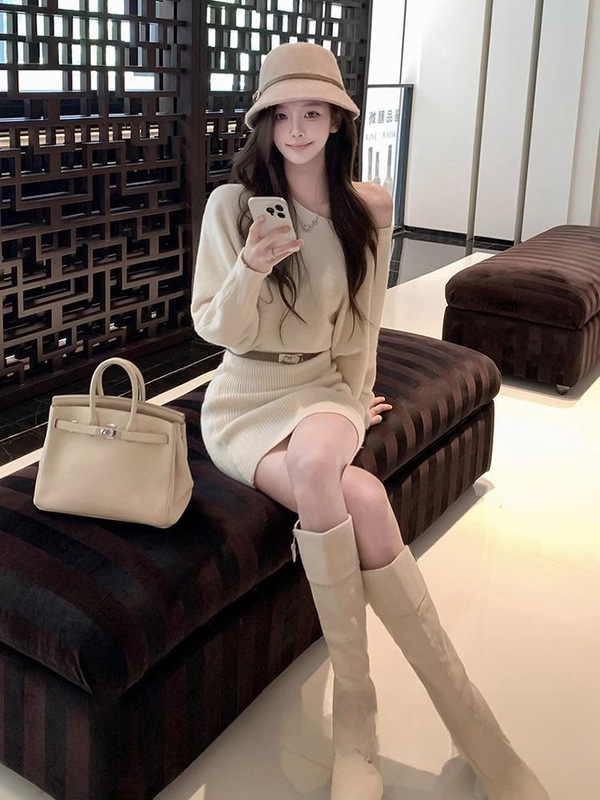 白色斜肩针织长袖连衣裙女早秋小个子纯欲显瘦气质毛衣短款包臀裙|undefined
