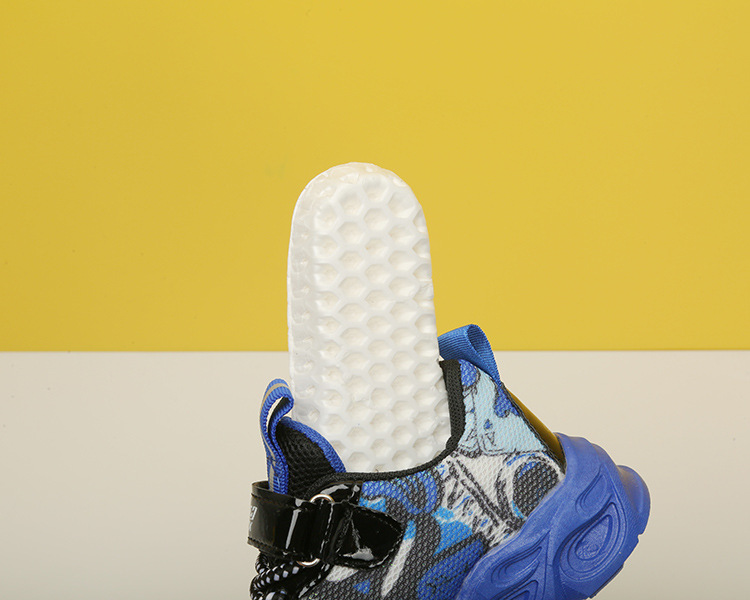 Tecknade barnsporter, små och medelstora kardborreband, lätta pojkskor, nya barnskor hösten 2022_voghion.com