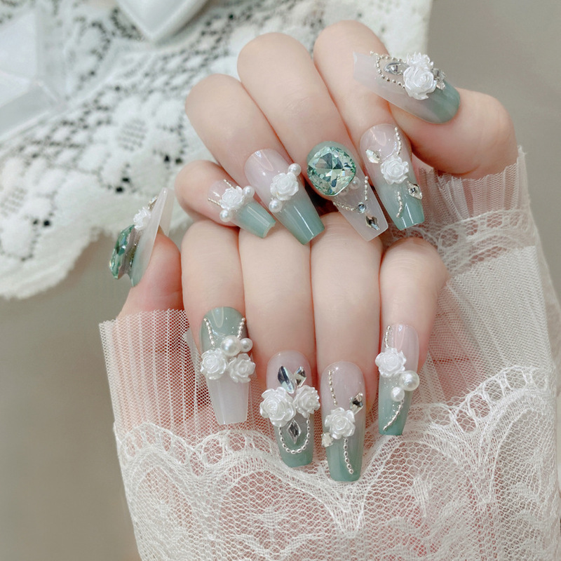 Handmade Nail Wearing Nail Pieces Fake Nail Stickers light gray Green Flowers Refreshing Fake Nail Finished Nail Patch U40