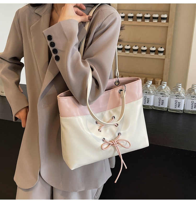 Women's Medium Pu Leather Color Block Basic Square Zipper Handbag display picture 10