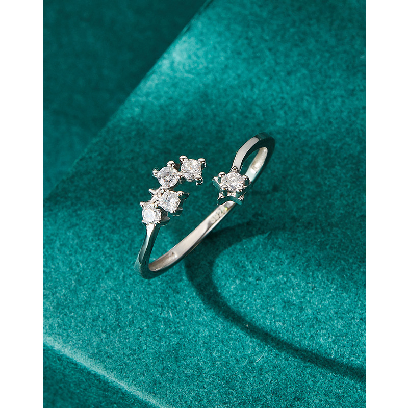 S925 plata esterlina pequeña estrella anillo de diamante hembra luz abierta lujo simple diseño de nicho anillo de sentido de alto grado anillo de dedo índice