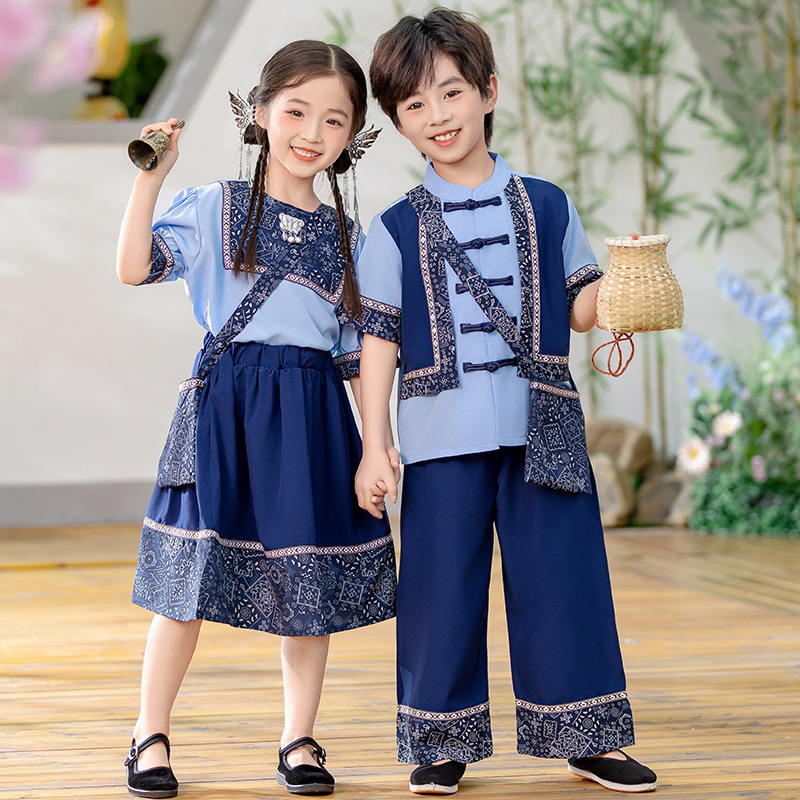 儿童演出服表演服男童女童三月三壮族服宝宝新款六一儿童节班服潮