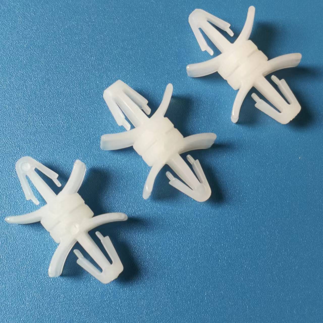 两头锁定塑料支撑柱小型飞机头绝缘柱DLCBS3-4-01 1000PCS/包