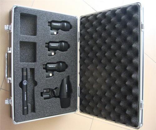 17174724022_2096537729