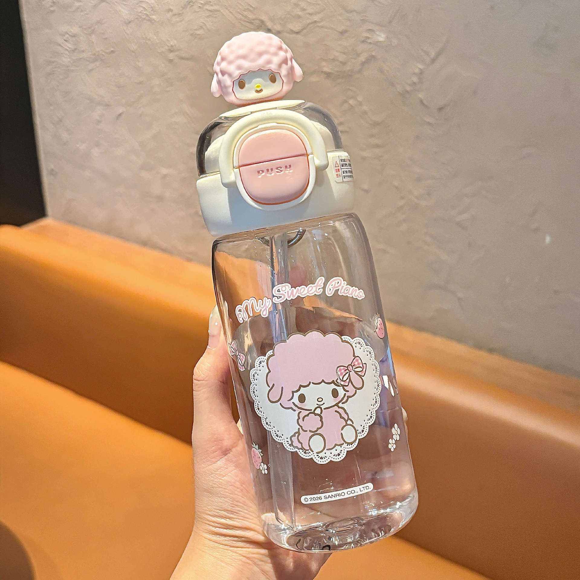 Sanrio 2026 nuevo lindo niño doble bebida taza de paja de alto valor facial para niñas taza de plástico especial para la escuela