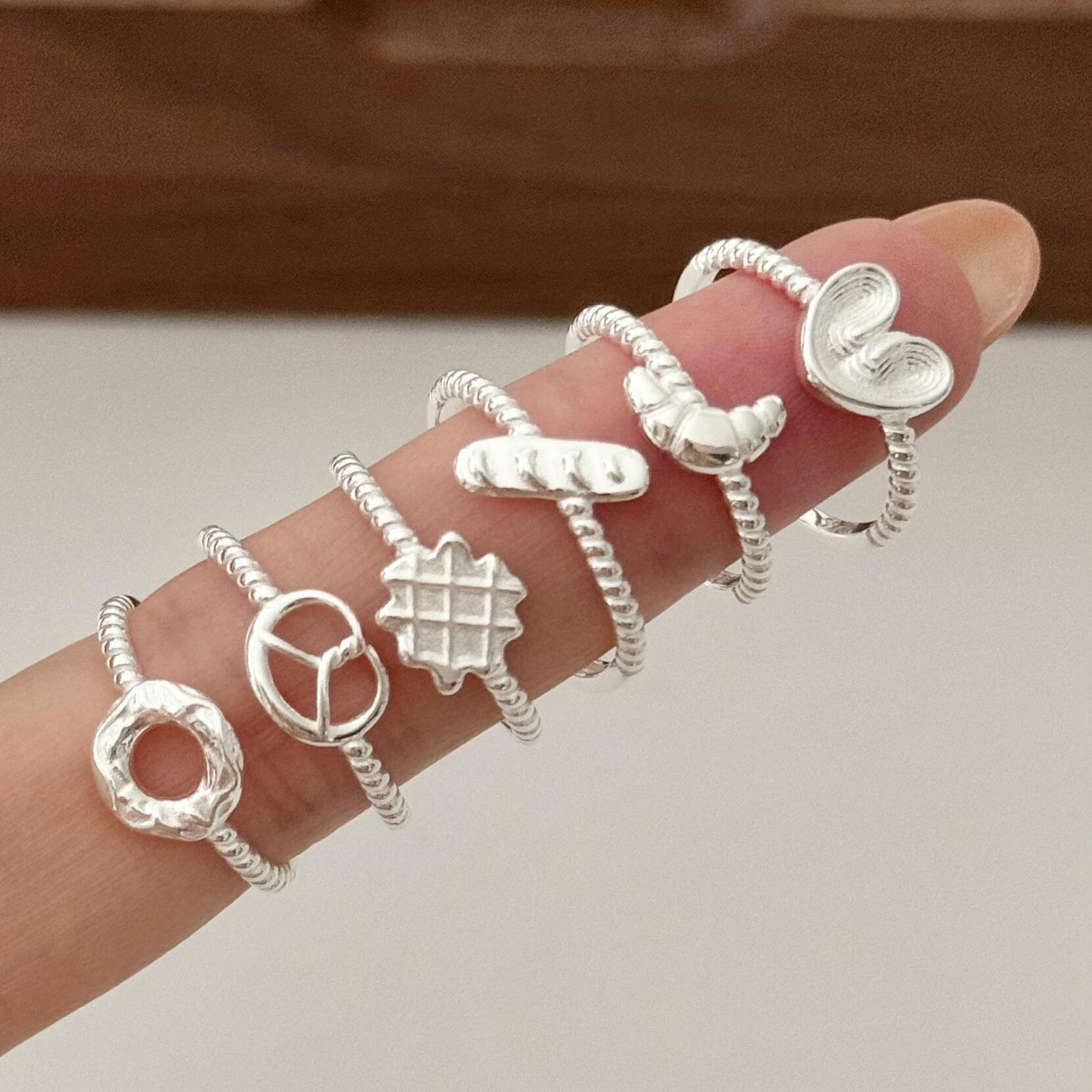 S925純銀麵包腦袋牛角包甜甜圈戒指女高級感可愛甜美小眾設計指環