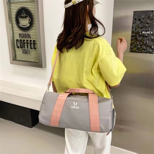  Large Capacity Fashion Travel Bag, Wet and Dry Separation Yoga Fitness Bag, Independent Shoe Compartment, Single Shoulder Crossbody Storage Bag
