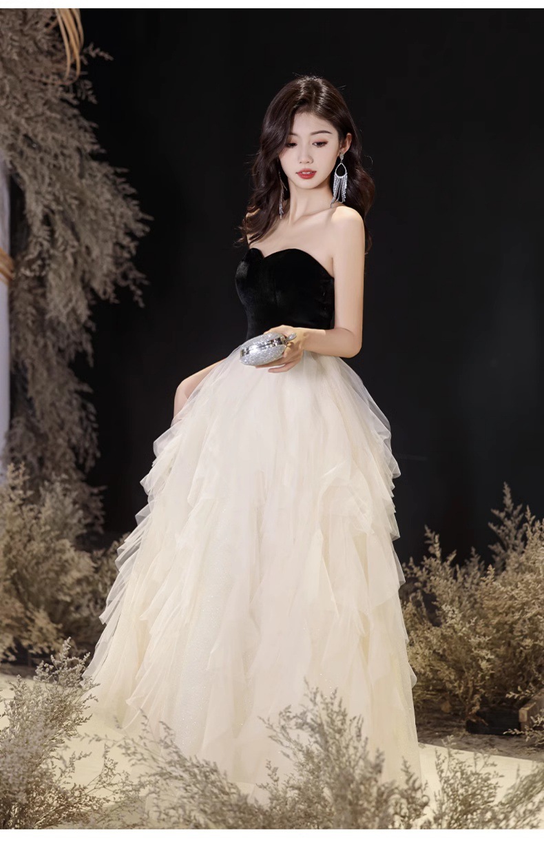 Váy dạ hội maxi thắt eo cổ chữ U không tay chất liệu nhung đen — Nhung đen chi tiết 17
