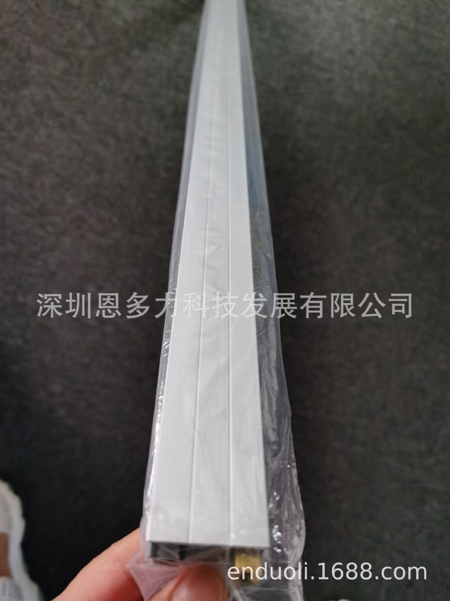 ���۰��ʽ�Briton����135�浲ˮ��BT- SHB135 ԡ�Ҳ�����ߵ�ˮ��