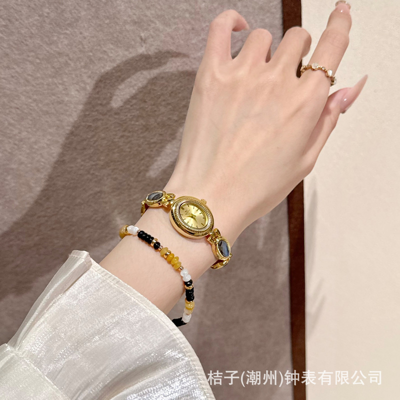 高级感手表女复古时尚手链式女表精致小巧轻奢小众2025新款|undefined
