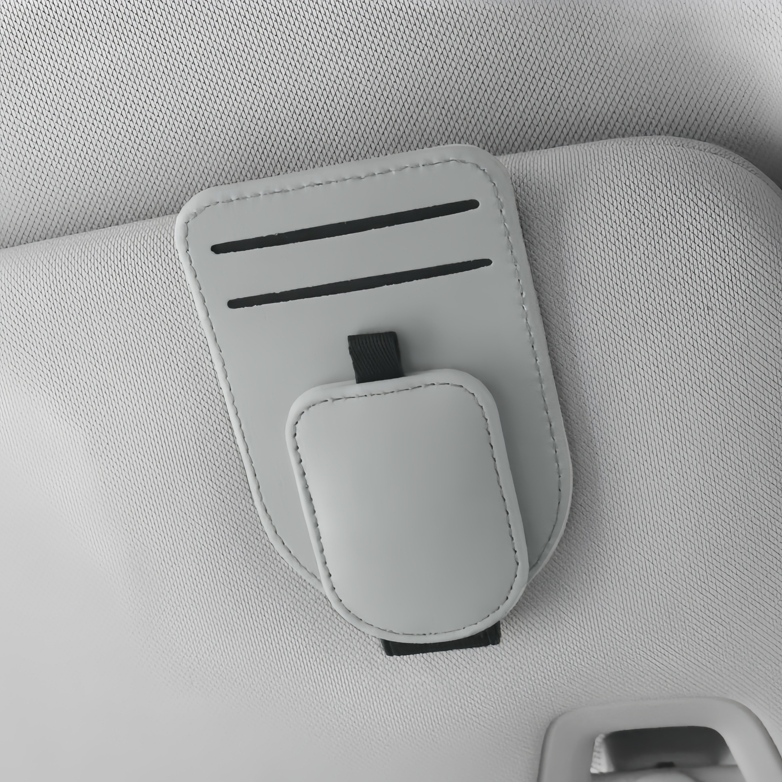 Factory Direct Sale Car-Mounted Pu Card Holder Glasses Clip Sun Visor Sunglasses Multifunctional Ticket Storage Bag Accessories