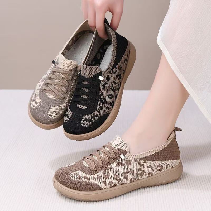 Leopard Print German Training Shoes, New Spring/Summer Style, Fly-Knit Mesh Single Shoes, Soft Sole, Breathable Casual Women's Slip-On Shoes, Mom Shoes