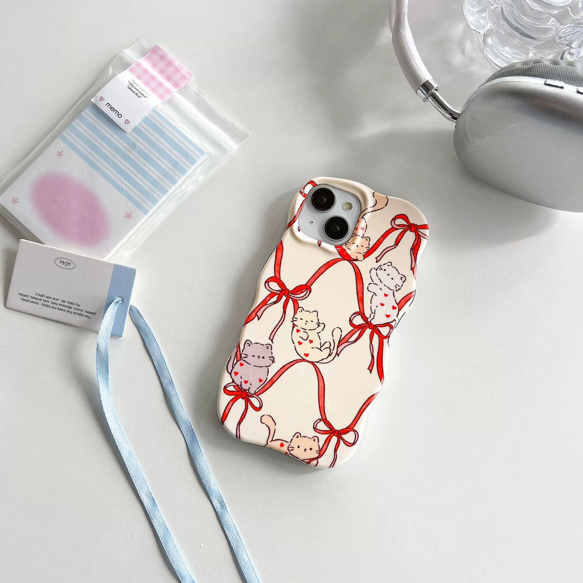 Чехол для телефона (Apple) iPhone 11–17 — Wave 2-в-1 TPU рама и твёрдый задник, корейская лента с котом