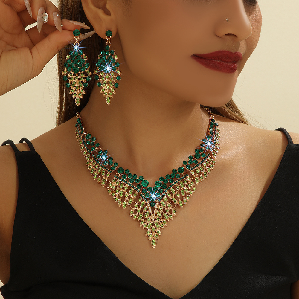 Factory direct alloy rhinestone wedding necklace earrings bride wedding jewelry banquet ladies jewelry