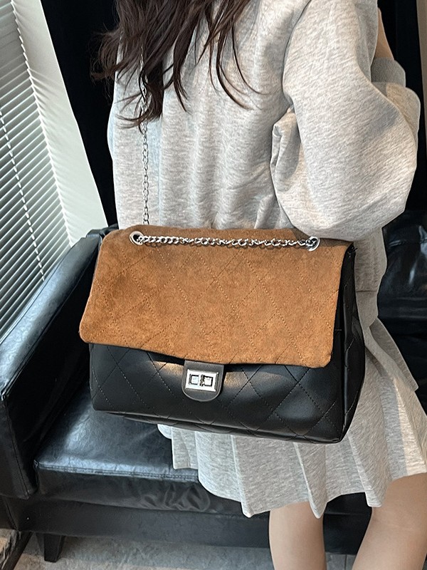 Bolsa de mano transfronteriza de gran capacidad para mujeres 2025 nuevo estilo de moda de alta calidad bolso de hombro de cadena de moda moda bolso de mochila versátil