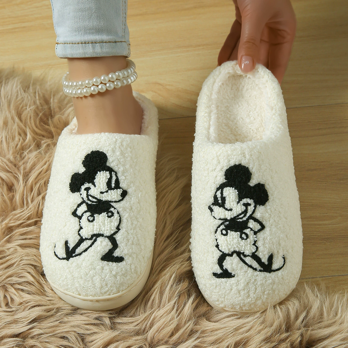 Хлопковые тапочки женские домашние мультфильмы трансграничные амазонка взрывные модели девушки милые теплые осенние и зимние хлопковые тапочки нескользящие туфли