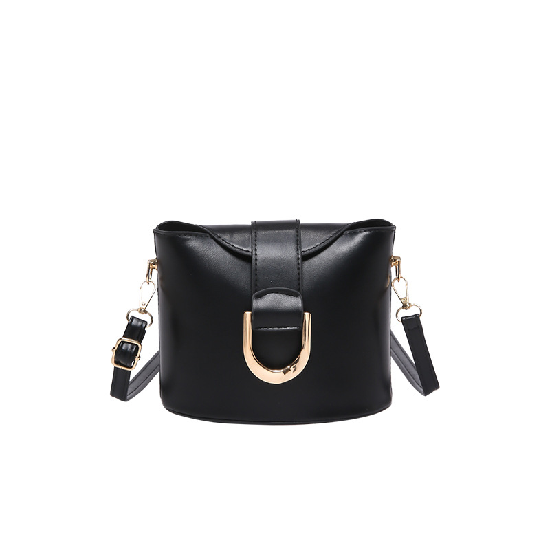 Bolsa de hombro de nicho, bolso de cinturón de cerradura retro, otoño y invierno de 2024, nuevo bolso de balde de tendencia de mujer.