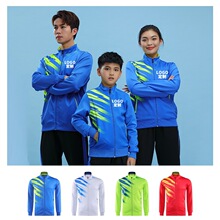 �S�����l��Ůͬ���\�����e���b У�\����������H�H�ӷ�һ�����l