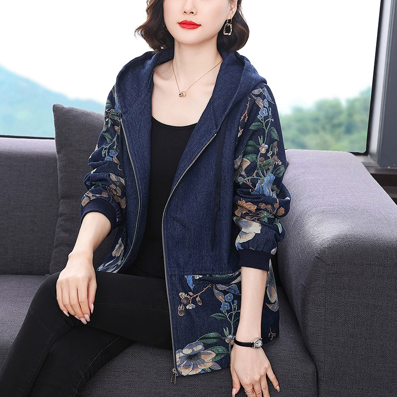 2022 Новый Свободный Топ больших размеров с длинными рукавами для женщин среднего возраста с принтом, джинсовое пальто с капюшоном, Женская осень и зима