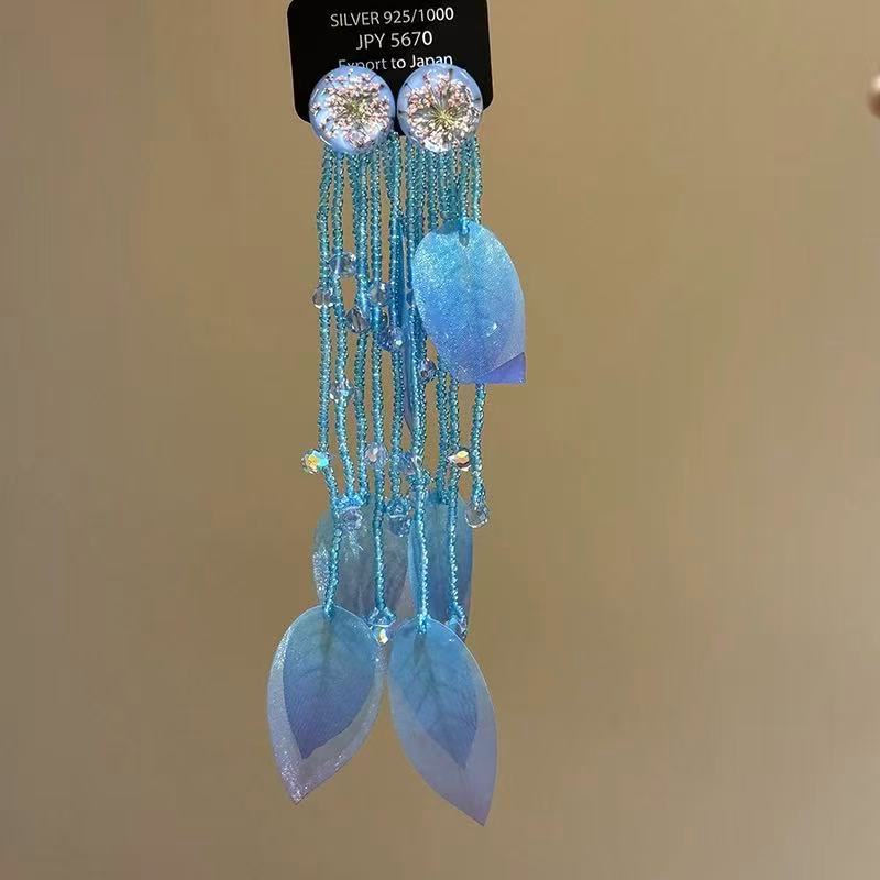 Pendientes de borla de cuentas de arroz de flor de gasa de aguja de plata Pendientes de todo fósforo de estilo de vacaciones Pendientes frescos y dulces para mujer