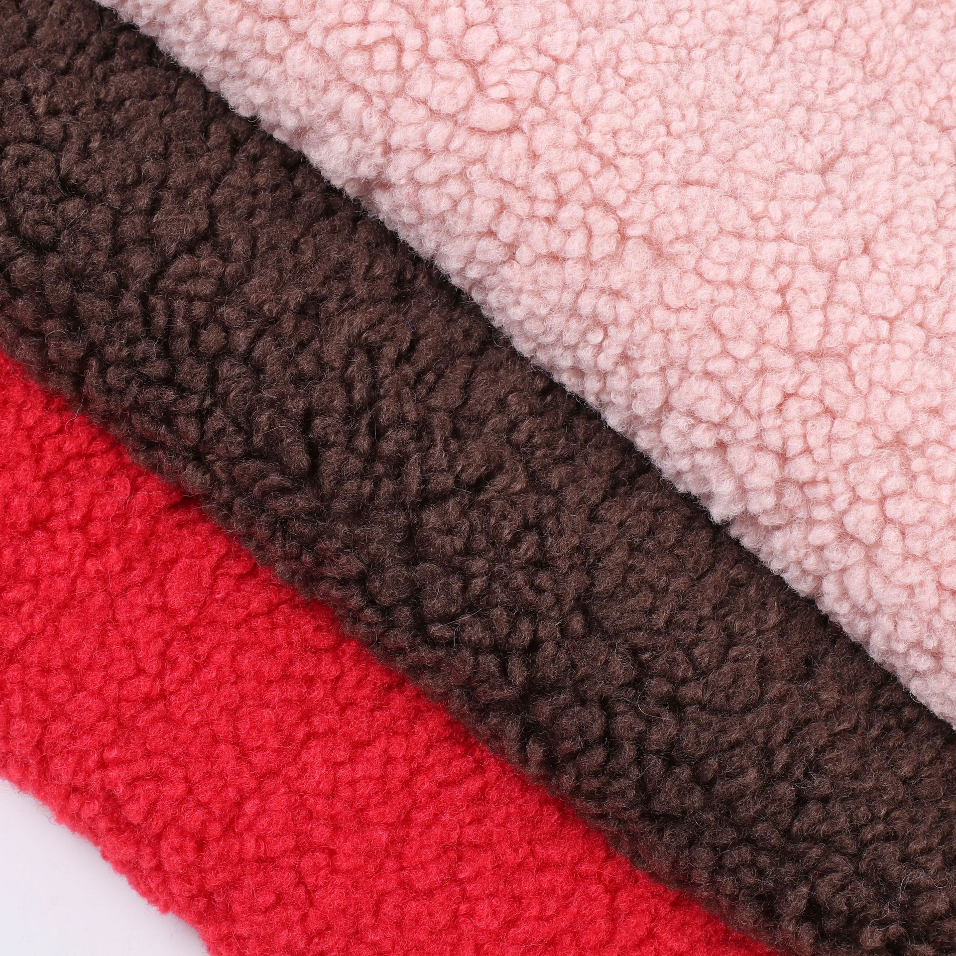 厂家现货阿尔泰毛绒 颗粒羊绒 羊羔绒布料  服装外套玩具面料批发