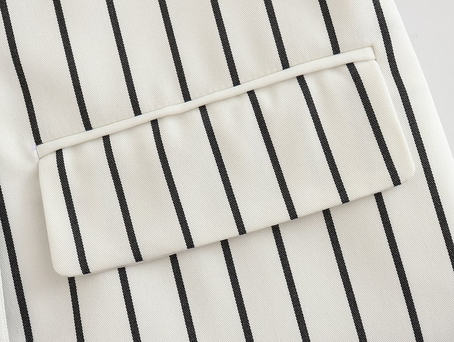 GraceChic, set di pantaloni larghi a gamba larga con tasche doppiopetto a righe da donna, primavera europea e americana_voghion.com