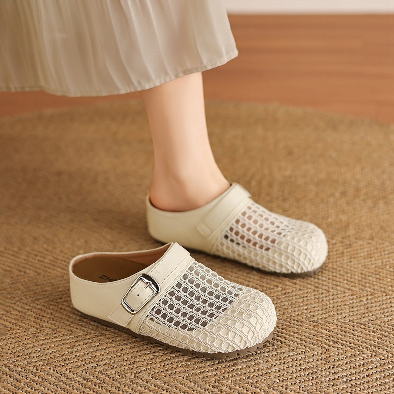Dép sandal nữ quai chữ V đế tăng chiều cao, mũi trùm thoáng khí — LR12 Màu be
